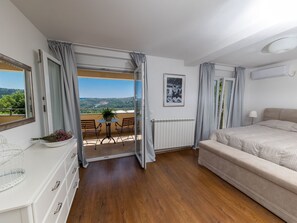 Internet - Ferienvilla mit privatem Pool by Interhome (Novi Vinodolski/Bribir)