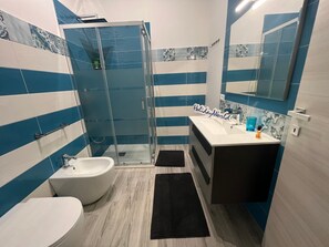 Bathroom - Casa il Tramonto by Holiday World by Interhome (Balestrate)