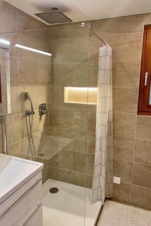 Towels - Casa Miranda "Lago" by Interhome (Locarno)