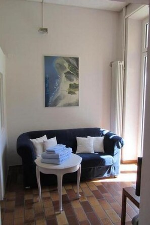 TV - Casa Speranza PT by Interhome (Locarno)