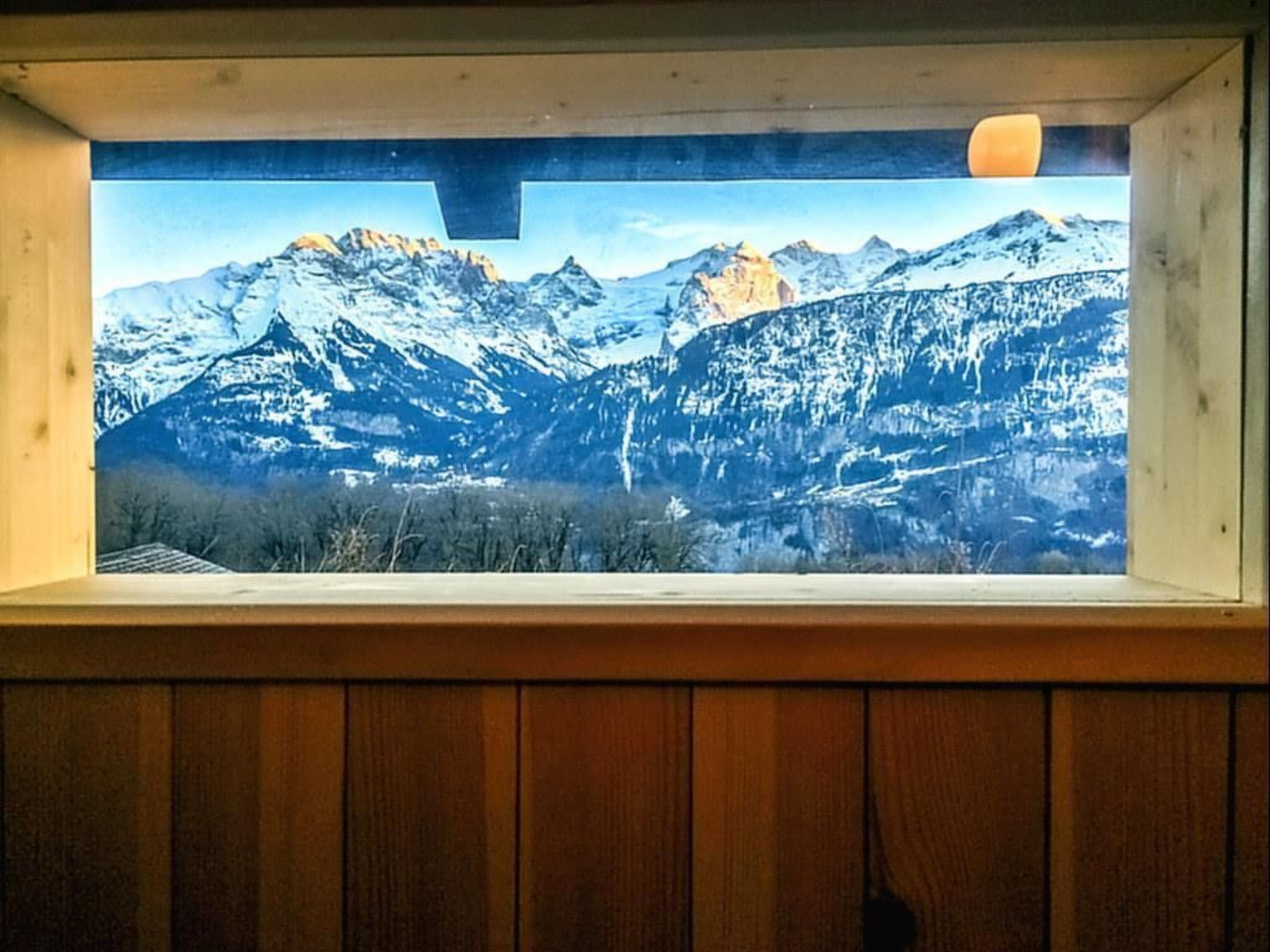 المنشأة من الداخل