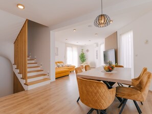 Dining - A'more Preko" Ferienhaus in Preko Insel Ugljan by Interhome (Ugljan/Preko)