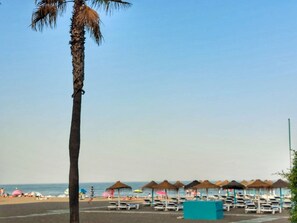 Beach - Ideal für Telearbeit vom Strand aus by Interhome (Torremolinos)