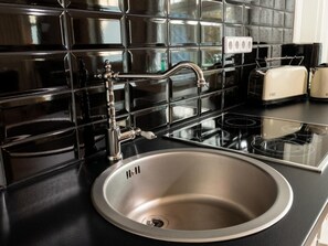 Fridge, microwave, oven, dishwasher - Modernes Appartement in Wannsee by Interhome (Berlin)