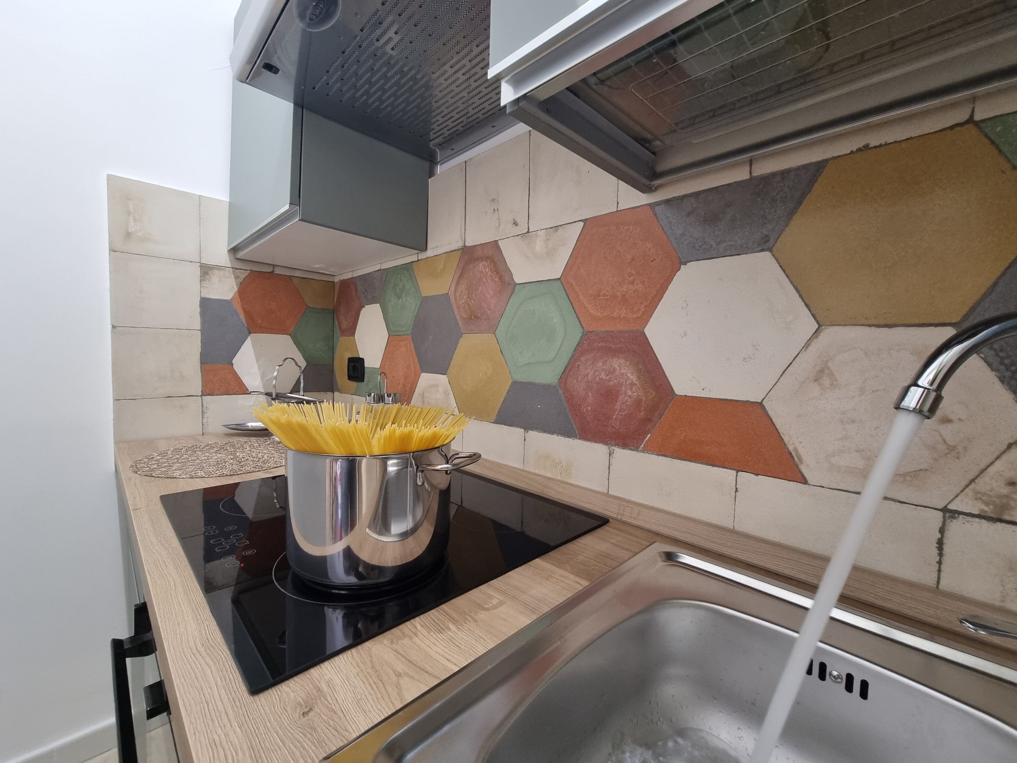 Frigorifero, forno, pentole/stoviglie/utensili