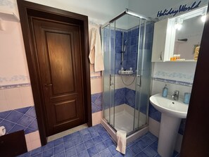 Bathroom - Nuovo Basile von Holiday World by Interhome (Palermo)