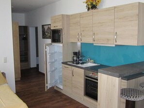 Fridge, microwave, oven, dishwasher - Ferienwohnungen Hohl by Interhome (Irdning - Donnersbachtal)
