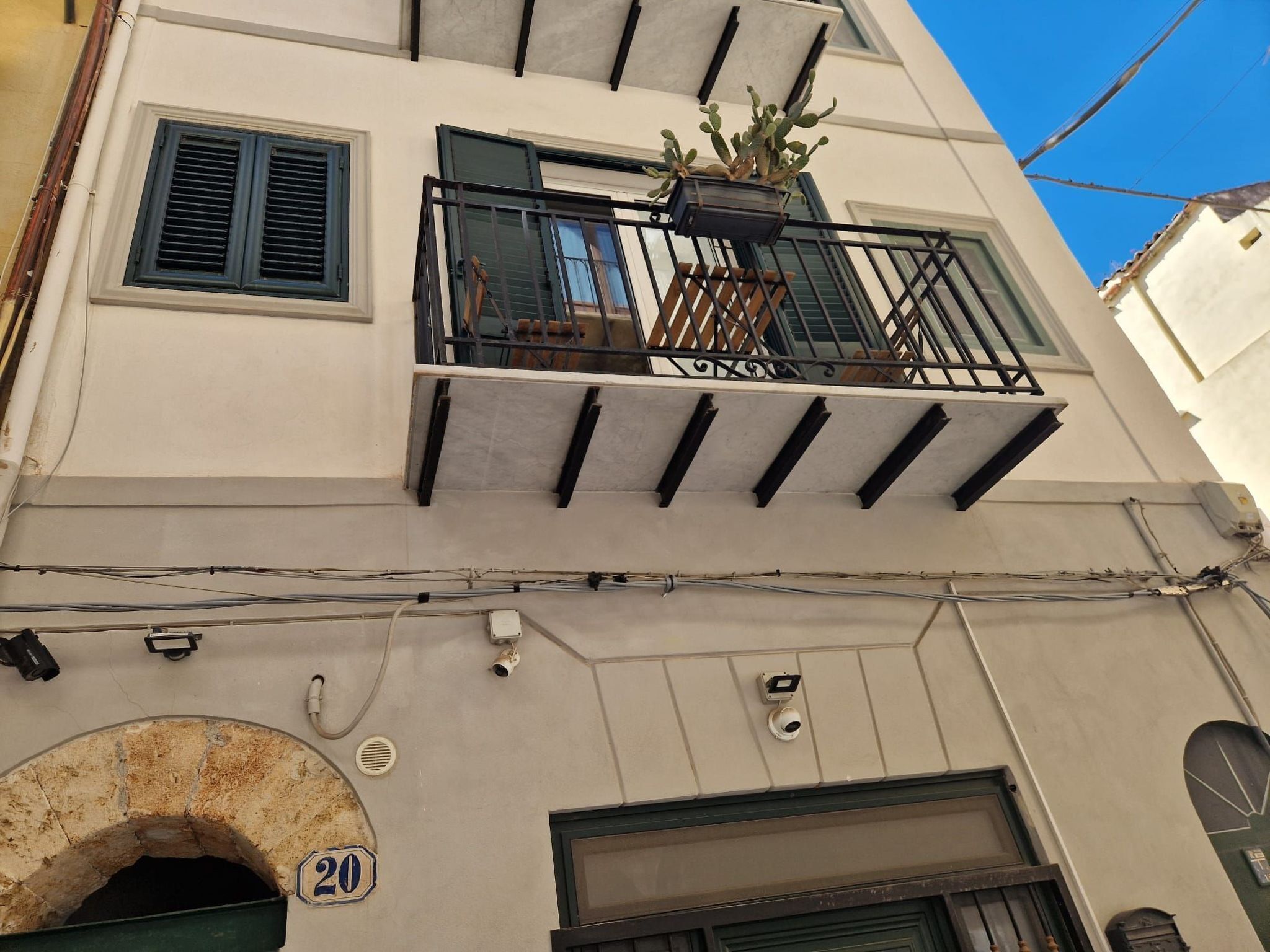 تفاصيل الفندق من الخارج