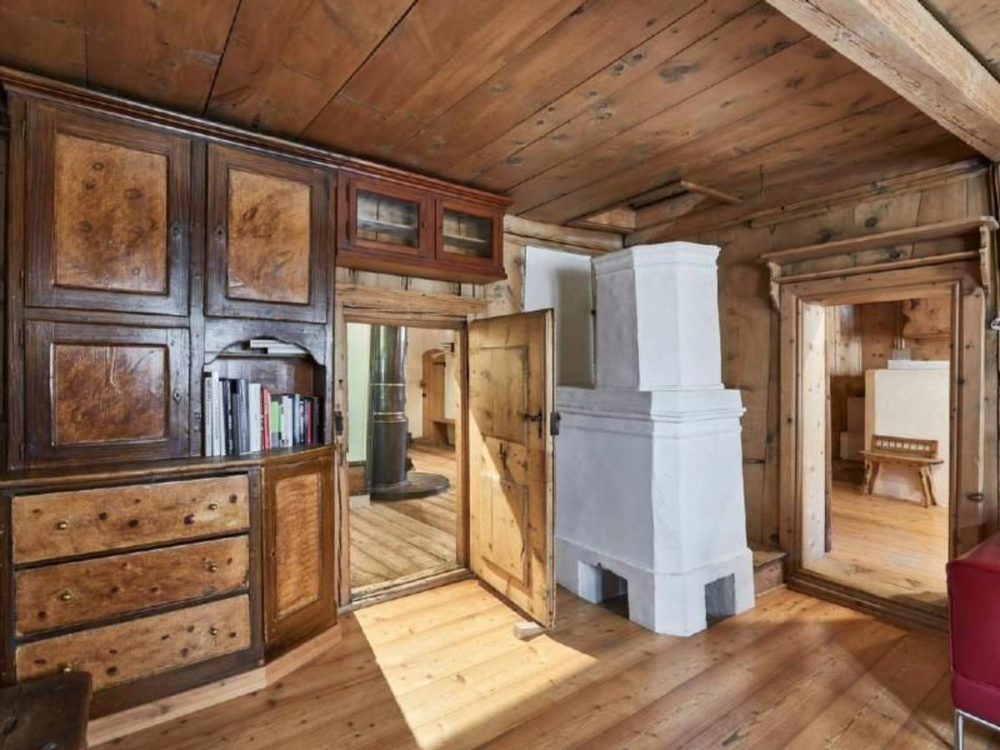 المنشأة من الداخل