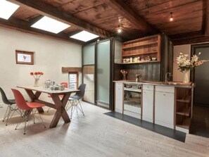 Dining - Apartment  by Interhome (Scuol)