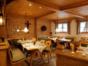 Dining - Ruhige Wohnung im Ortszentrum by Interhome (Sankt Gallenkirch)
