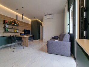 TV - MaXelA Penthouse Green by Interhome (Palermo)
