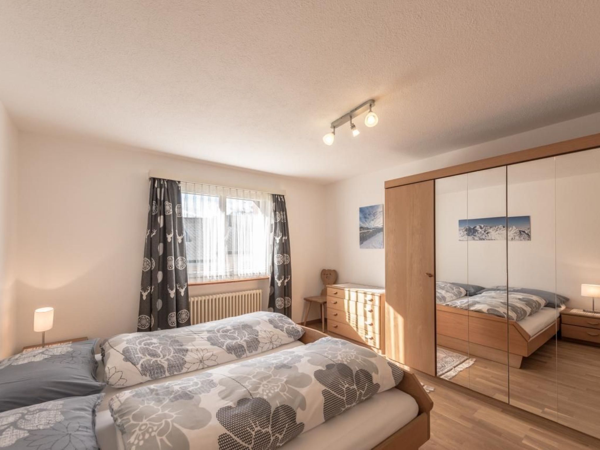 2 bedrooms, internet