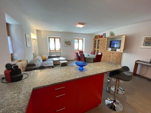 TV - Chesa Robinson 4 by Interhome (Samedan)