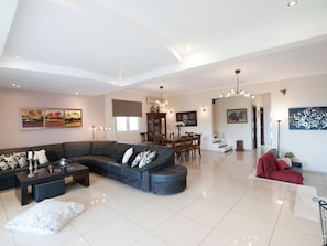 Living area - Villa amfimala by Interhome (Georgioupoli)