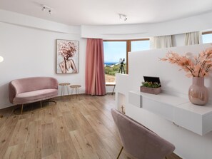 TV - Villa Hamilton für 12 Personen in Rhodos-Stadt by Interhome (Faliraki)