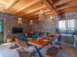 Living area - Eptopia Villa by Interhome (Kolympia)