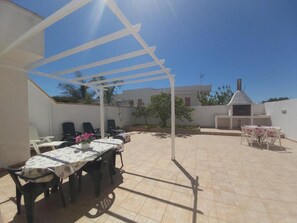 Outdoor dining - Hübsche kleine Villa in Mancaversa by Interhome (Marina di Mancaversa)