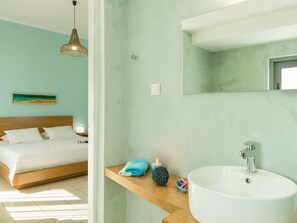 Internet - "Thea Thalassa" mit eigenem Pool by Interhome (Agia Marina)