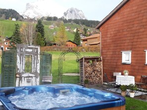 Outdoor dining - Studio Chic mit Whirlpool by Interhome (Wildhaus)