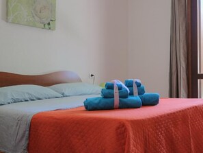 2 bedrooms, internet - Wohnung "Rena" mit Meerblick by Interhome (Agrustos)
