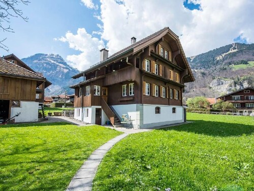 Sonnige Dachwohnung im schönen Lungern by Interhome