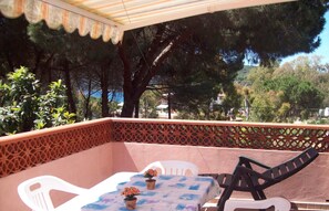 Outdoor dining - mit Terrasse by Interhome (Capoliveri)