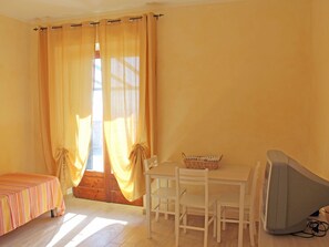 Internet - Wohnung 'Calamita2' mit Privatparkplatz by Interhome (Capoliveri)