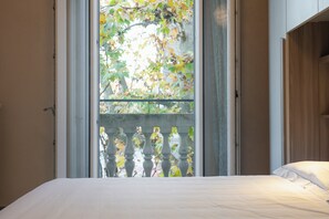 Comfort-Apartment, Balkon, Stadtblick | Terrasse/Patio