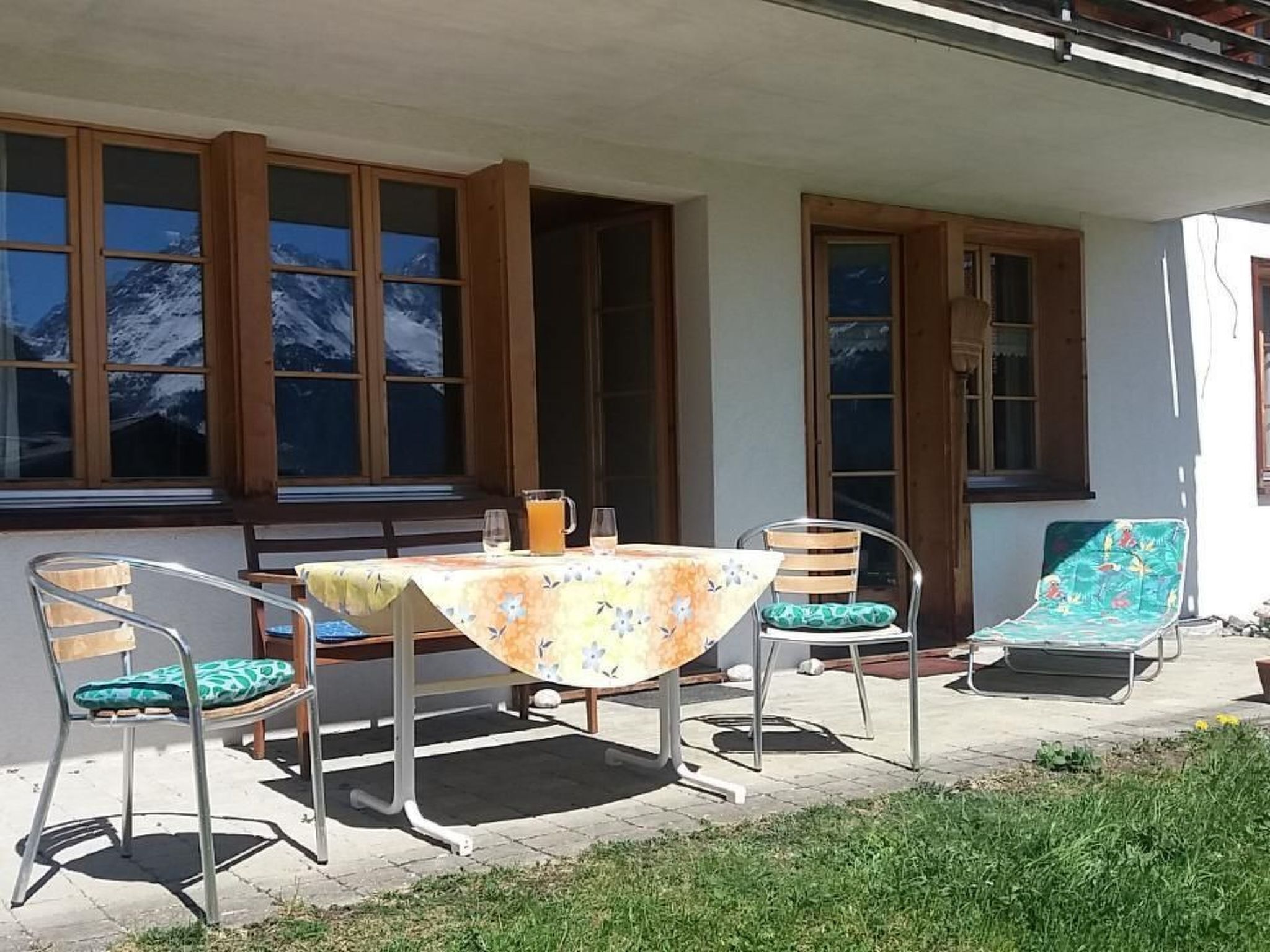 تناول الطعام بالخارج