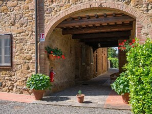 Property grounds - Vier-Zimmer-Wohnung Collelungo mit 1 Badezimmer by Interhome (Castelfalfi)