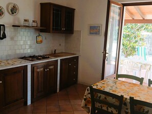 Fridge, cookware/dishes/utensils - 1670910 by Interhome (Capoliveri)