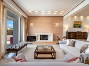 TV, fireplace, DVD player - Luxuriöse Villa in Vasiliki by Interhome (Ialyssos)