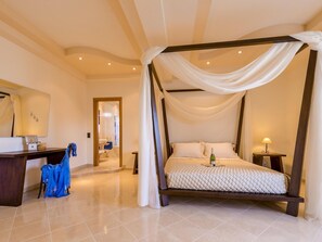Internet - in Sgourou mit Eigenem Balkon by Interhome (Faliraki)