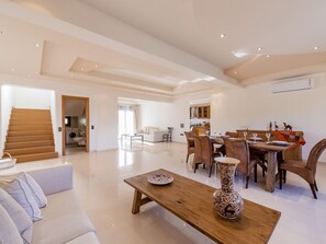 Interior - in Sgourou mit Eigenem Balkon by Interhome (Faliraki)