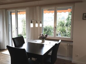Dining - Chalet Alouette by Interhome (Aeschi bei Spiez)