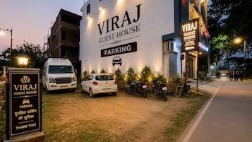 免费自助停车