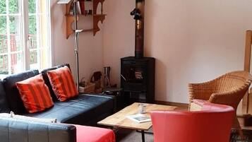 Tv, pejs, dvd-afspiller