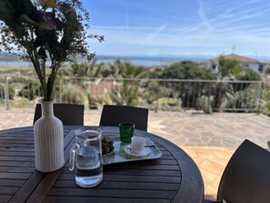 Outdoor dining - Villa Camilla by Interhome (Olmedo)