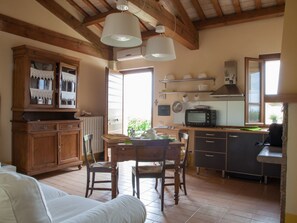 Interior - Wohnung im ersten Stock by Interhome (Isola di Fano)