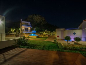 Property grounds - "Sirocco" mit Blick auf das Wasser by Interhome (Kissamos Kriti)