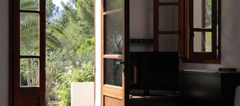 'Luciana' mit Wasserblick by Interhome