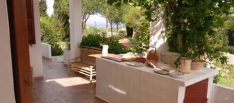 'Luciana' mit Wasserblick by Interhome