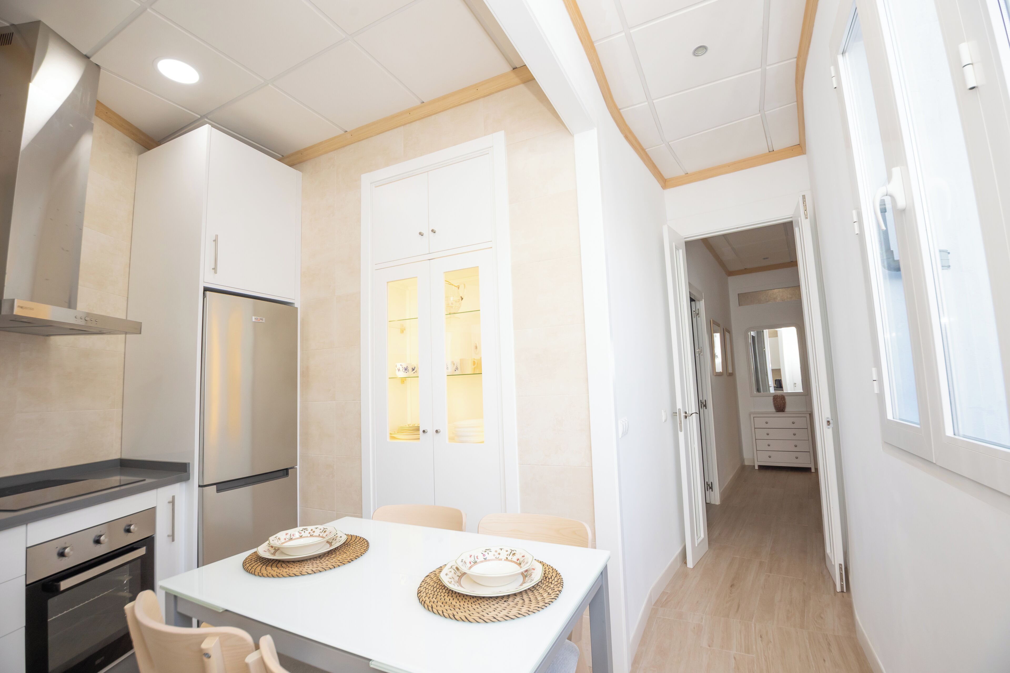 Deluxe Apartment, 2 Bedrooms, Non Smoking | Private kitchen