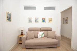 Living area - El Templete Suite 1 (Cordoba)