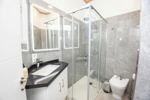Deluxe Studio, 2 Bedrooms, Smoking | Interior - El Templete Suite 1 (Cordoba)