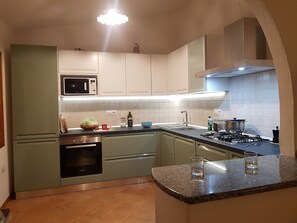 Fridge, microwave, oven, dishwasher - Casa Solaria by Interhome (Solanas)