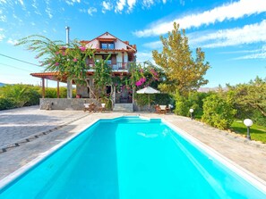 Pool - in Notia Rodos mit privatem Garten by Interhome (Gennadi)