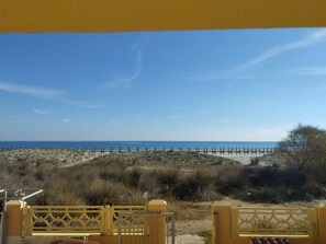 Property grounds - La Playa Wohnung - direkt am Strand by Interhome (La Caletta)