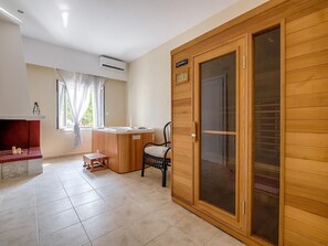 Spa - "Despina's Terrace" by Interhome (Gennadi)